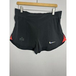 NWT  Nike Women's Black Size Medium Crimson Run Division Tempo Luxe Shorts